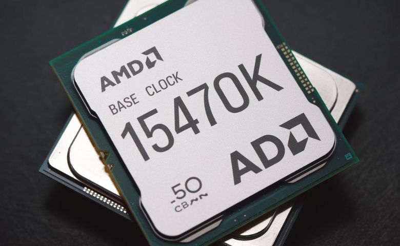 What is the clock speed of the CPU 15470K?